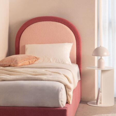 Letto con contenitore ribaltabile in tessuto bouclé Kalwa