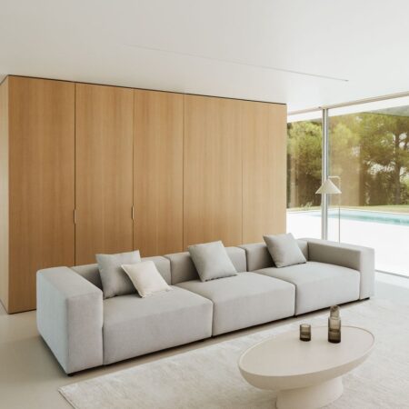 Sofà modulare a 3 pezzi (↔︎375 cm) con bracciolo alto Bruna