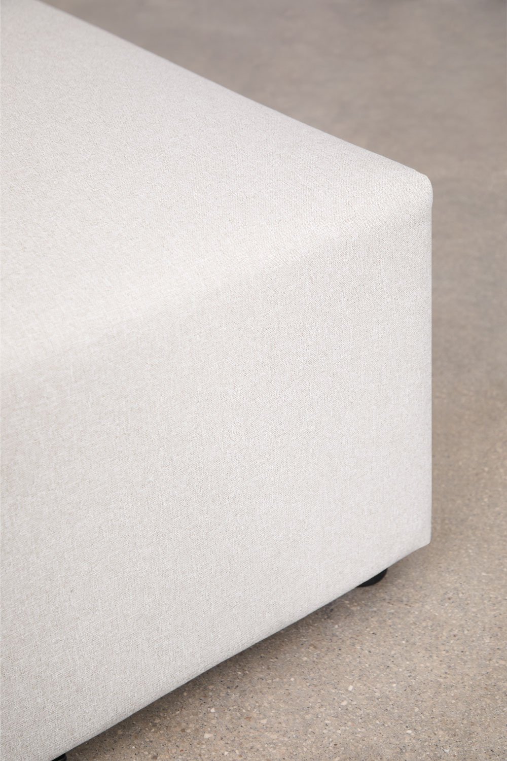 Divano componibile in 4 pezzi con pouf Kata
