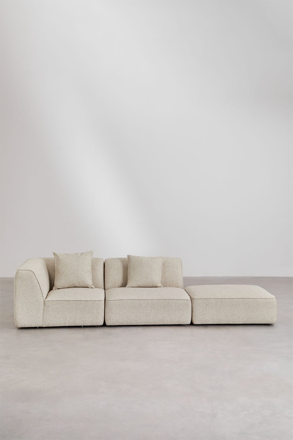 Divano modulare angolare a 2 pezzi con pouf rivestito Cardea