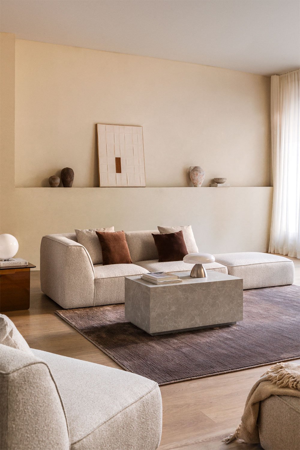 Divano modulare angolare a 2 pezzi con pouf rivestito Cardea