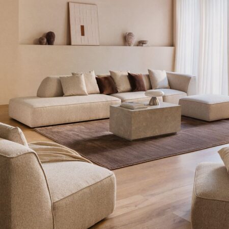 Divano modulare angolare a 3 pezzi con chaise longue sinistra e pouf rivestito Cardea
