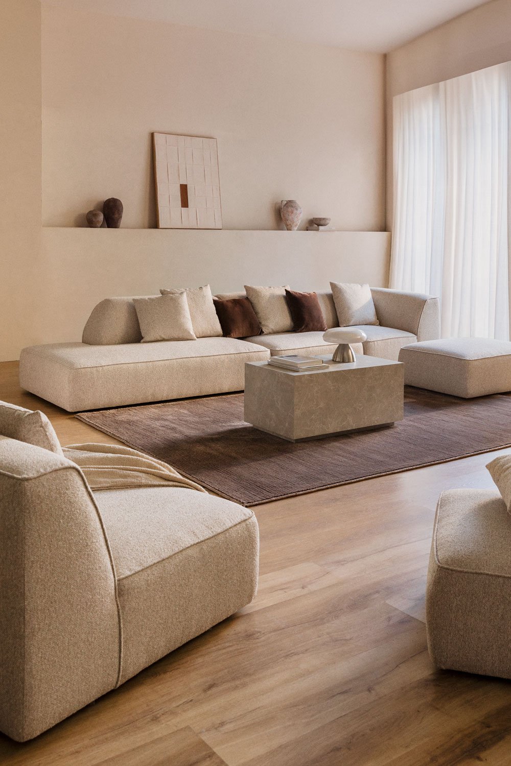 Divano modulare angolare a 3 pezzi con chaise longue sinistra e pouf rivestito Cardea