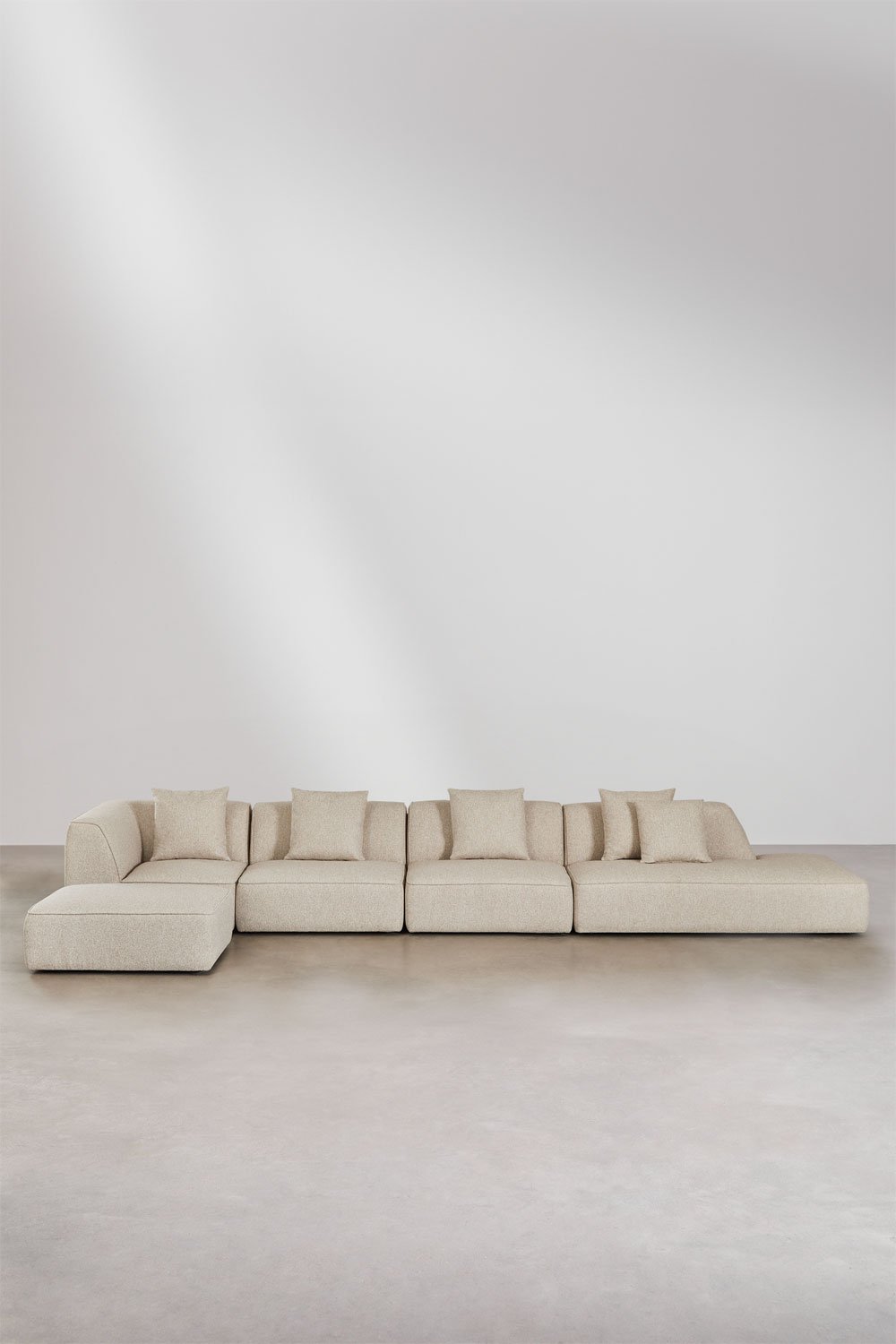 Divano modulare angolare a 4 pezzi con chaise longue destra e pouf rivestito Cardea