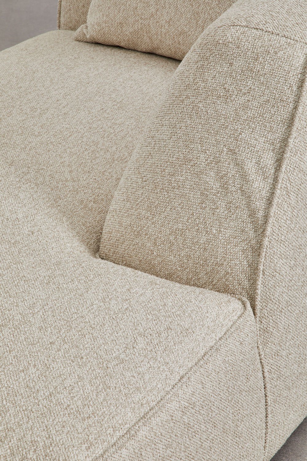 Divano modulare con chaise longue destra a 4 pezzi con pouf rivestito Cardea