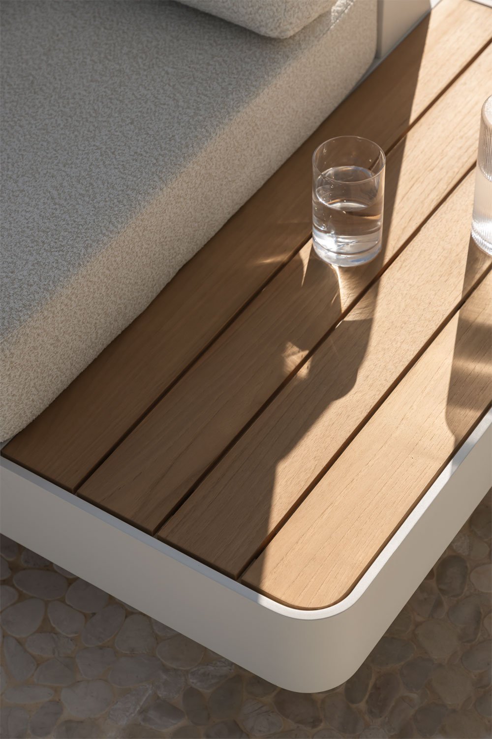 Divano da giardino modulare 2 posti in alluminio con tavolino destro in legno di teak Yarilo
