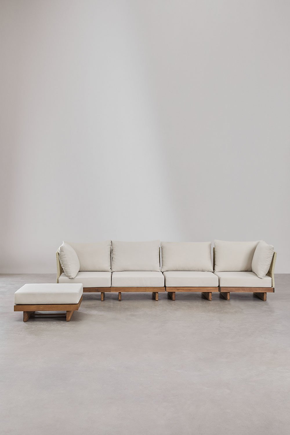 Divano modulare da giardino a 4 pezzi con 2 poltrone angolari e pouf in legno di acacia Dailin