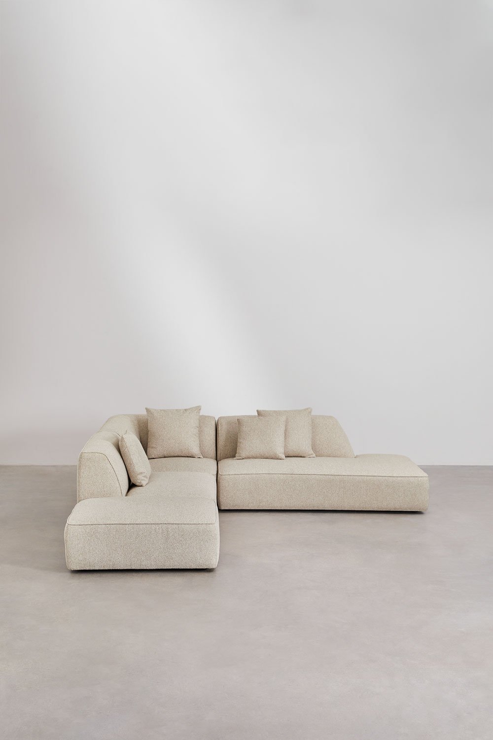 Divano modulare angolare a 3 pezzi con chaise longue destra e pouf rivestito Cardea