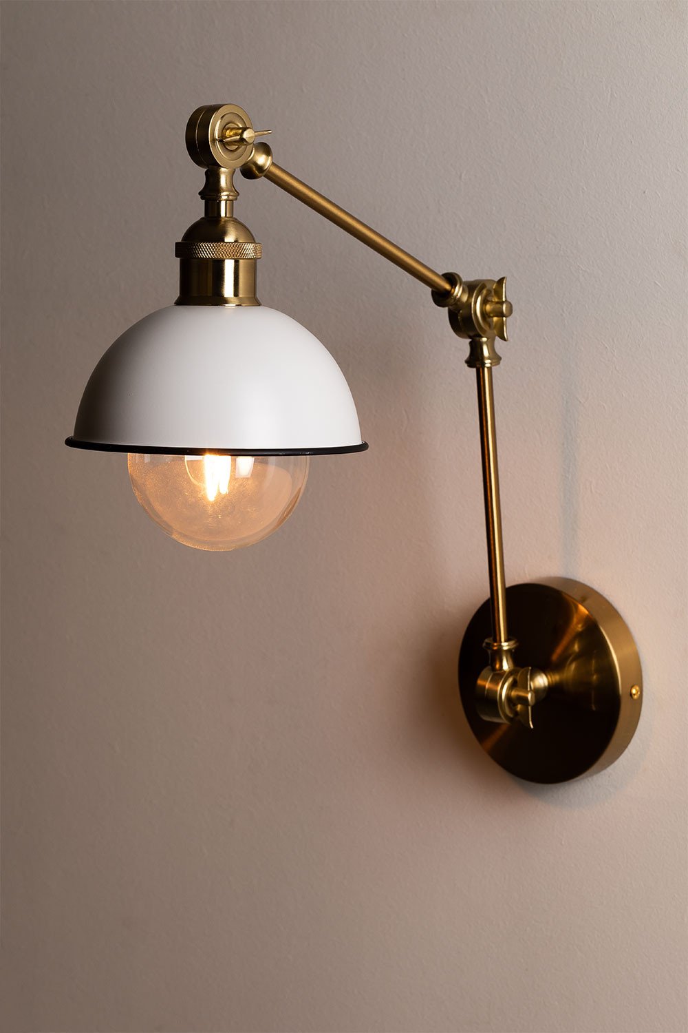 Lampada da parete in ferro Ellmer