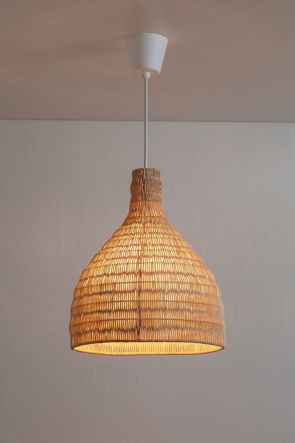 Lampada a sospensione in rattan Markle