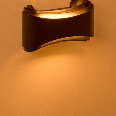 Lampada da parete a LED per esterno Harnet in alluminio