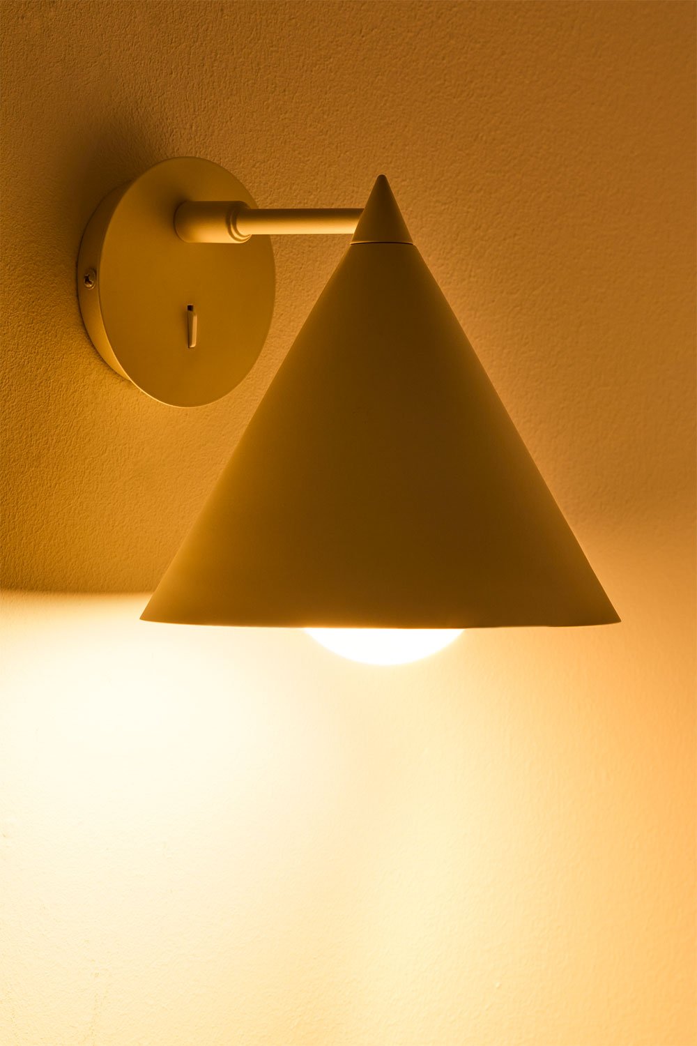 Lampada da parete Arilda in metallo