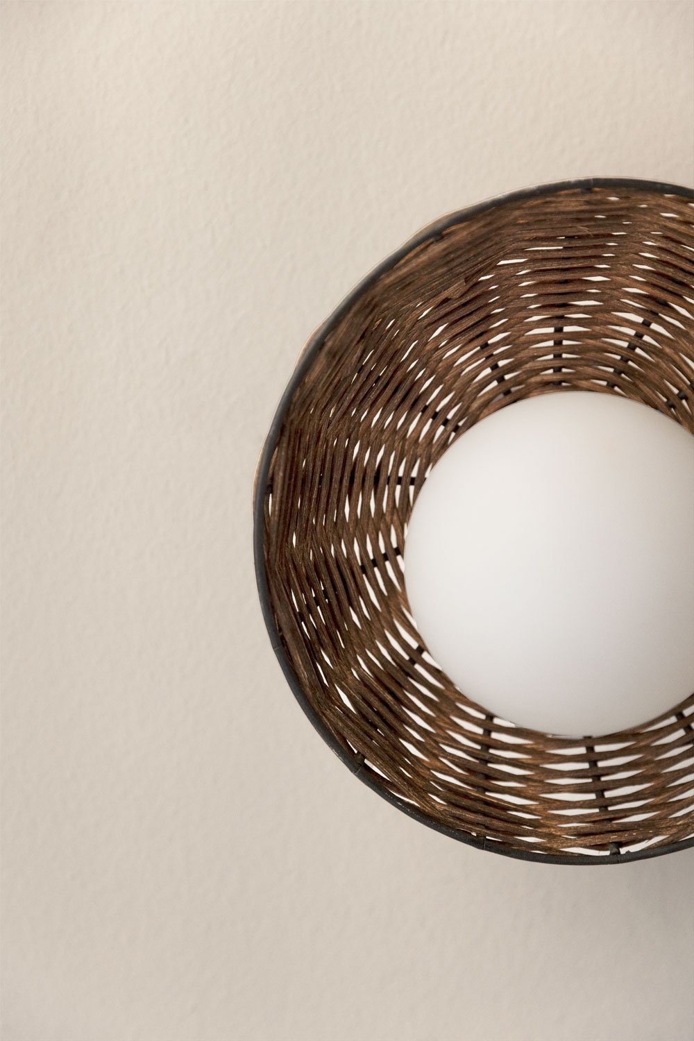 Lampada da parete in rattan Lutyen