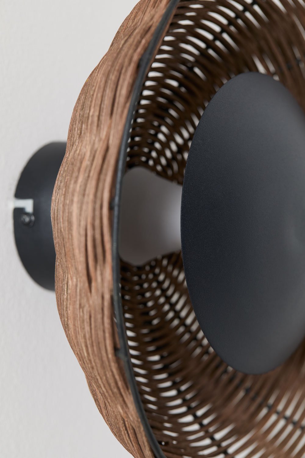 Lampada da parete LED in rattan Lutyen