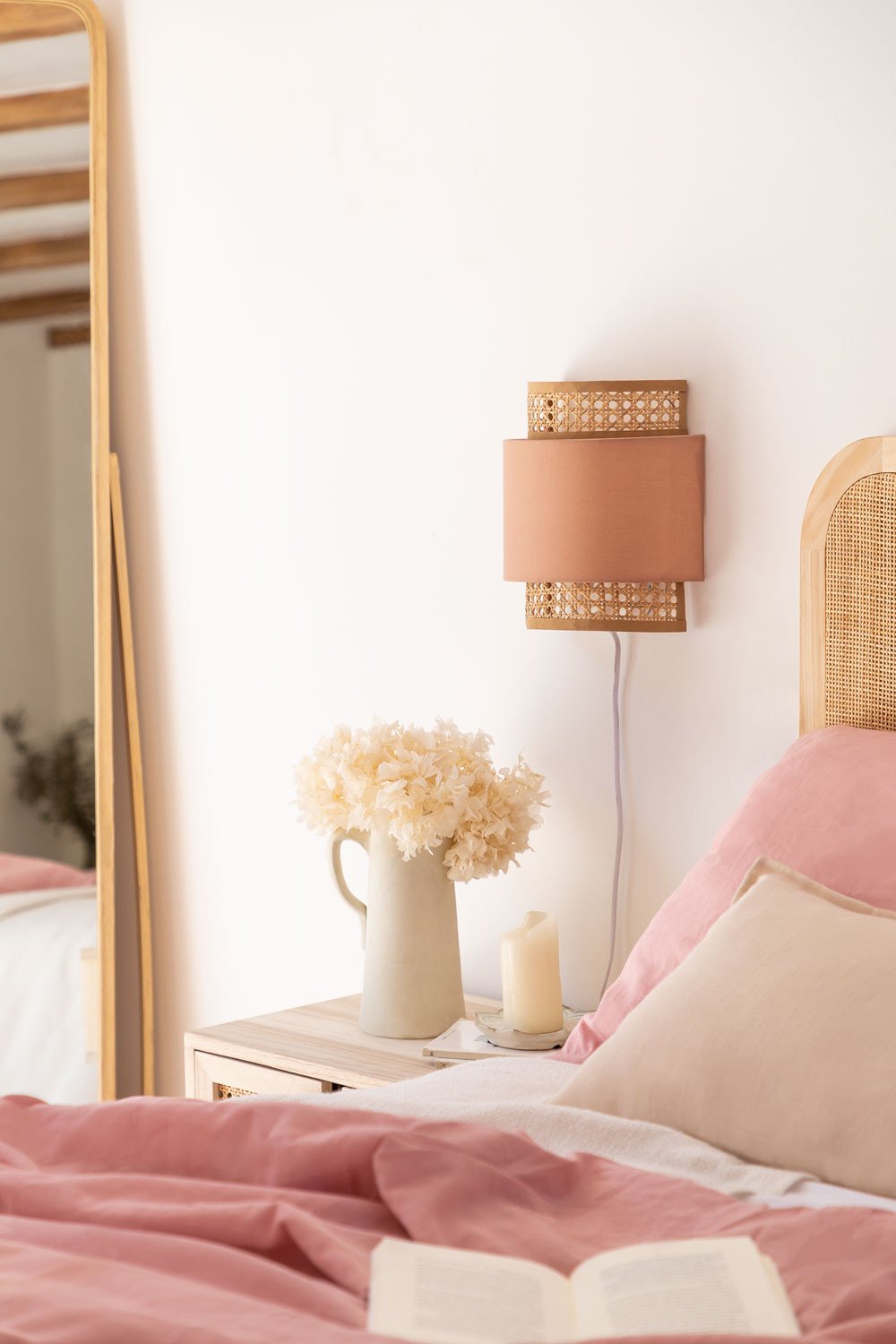 Lampada da parete per camera da letto Satu