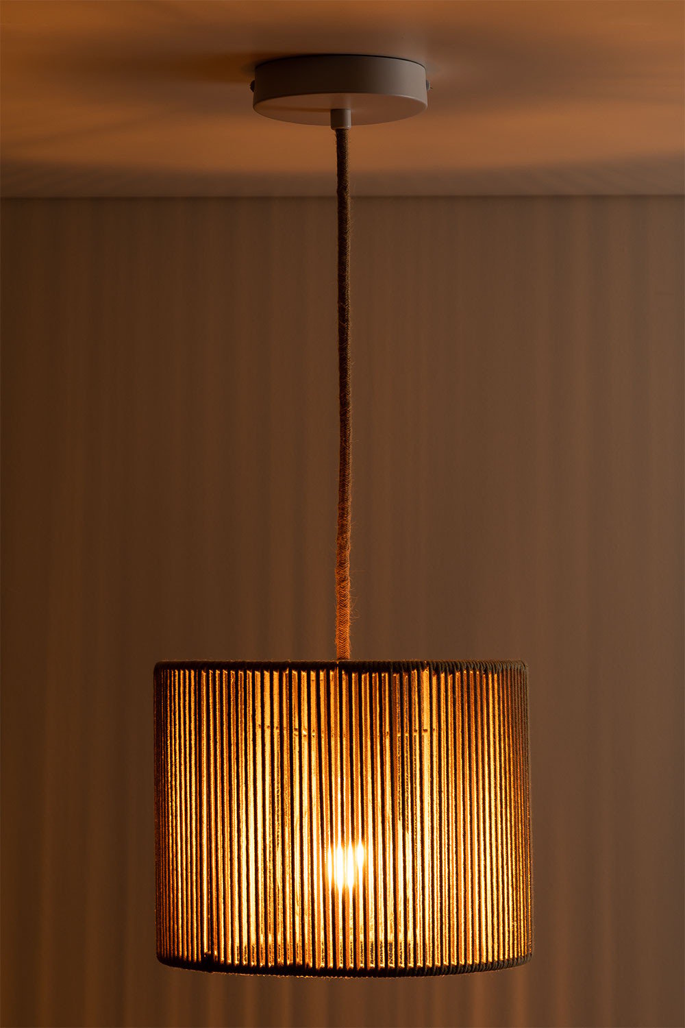 Lampada da soffitto Uillo in corda di nylon