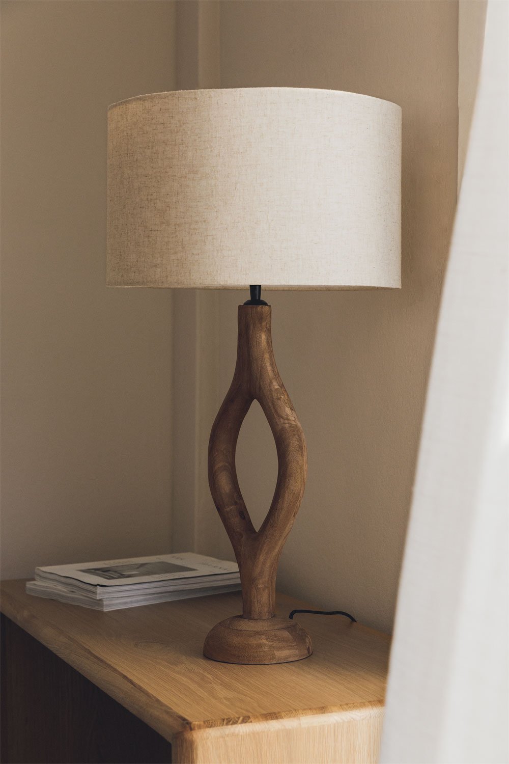 Lampada da tavolo in legno di mango Gracia