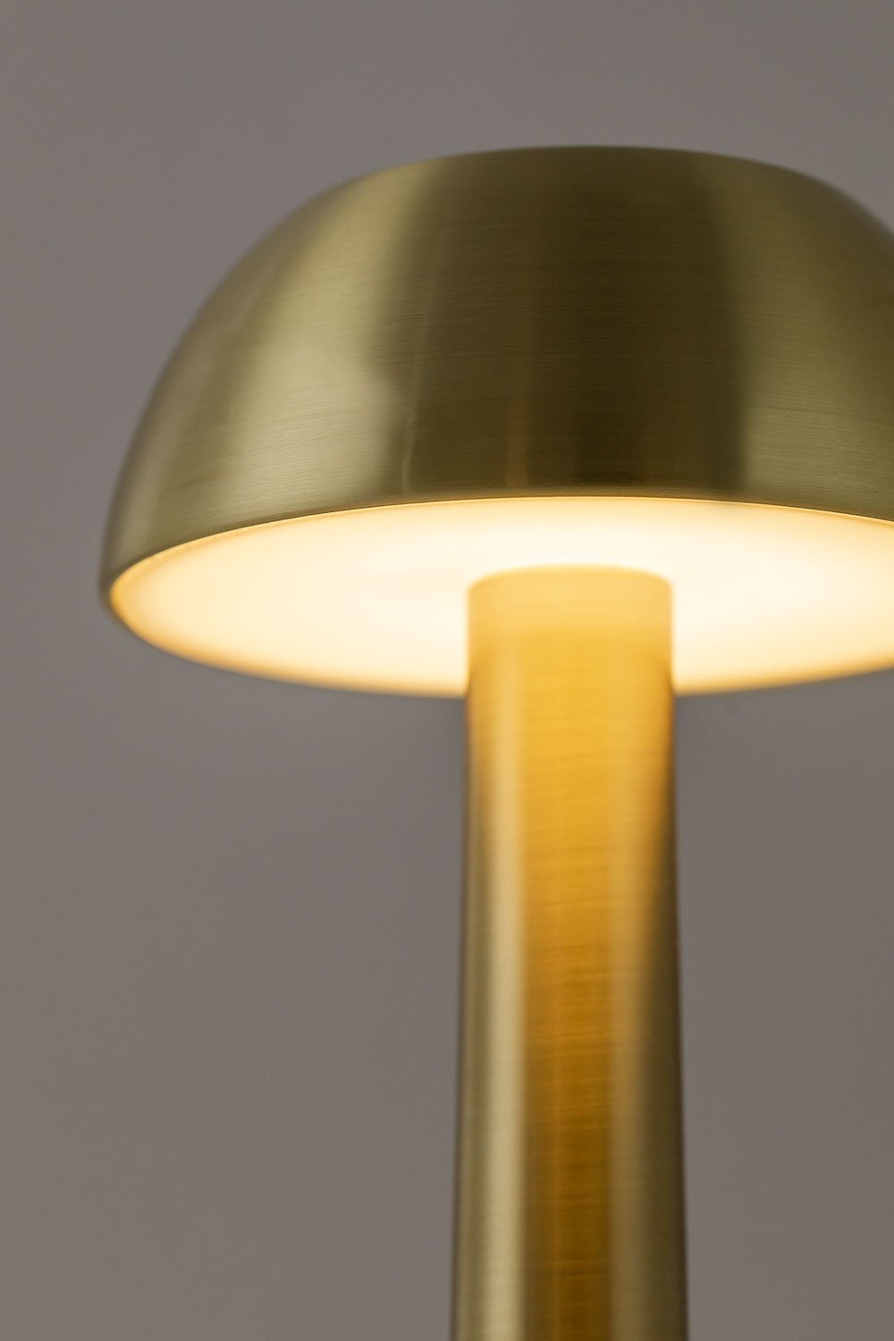 Lampada da tavolo a LED senza fili Assuan
