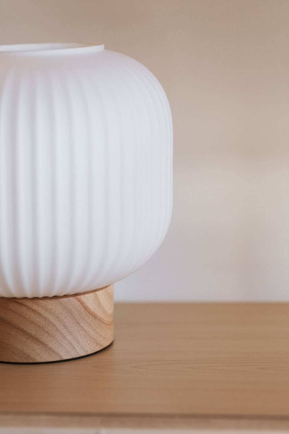 Lampada da tavolo Bruner in legno e vetro