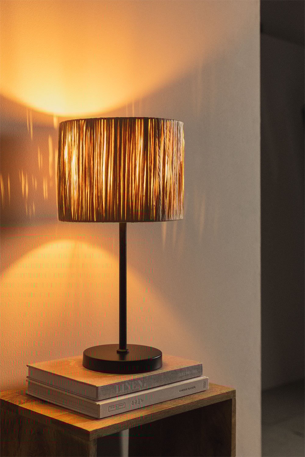 Lampada da Tavolo in Ferro e Carta Intrecciata Casandra
