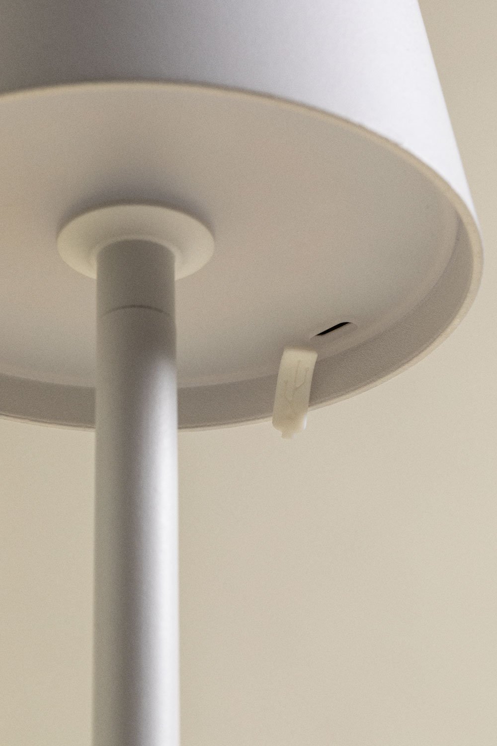 Lampada da tavolo da esterno LED senza fili Isona