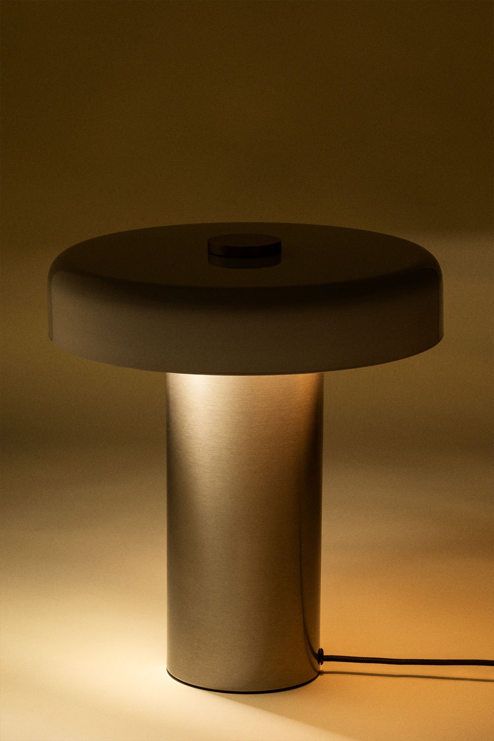 Lampada da tavolo Darday in metallo