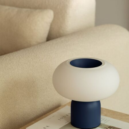 Lampada da tavolo Deruent a LED in vetro e acciaio