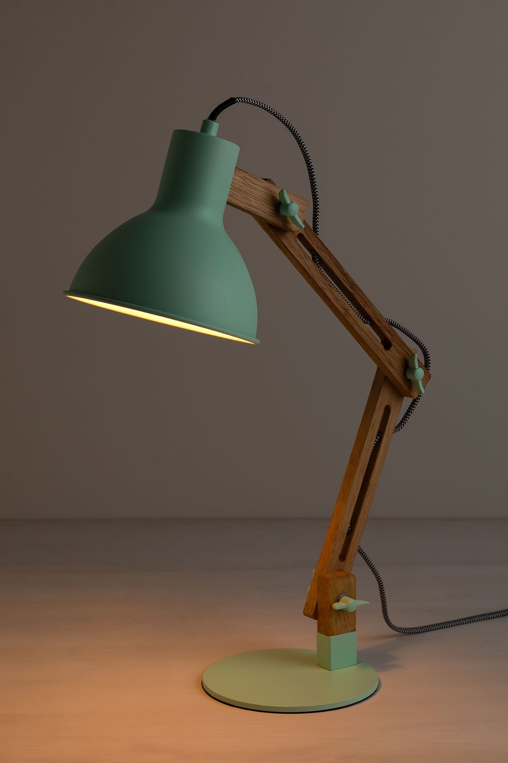 Lampada da tavolo Deyan