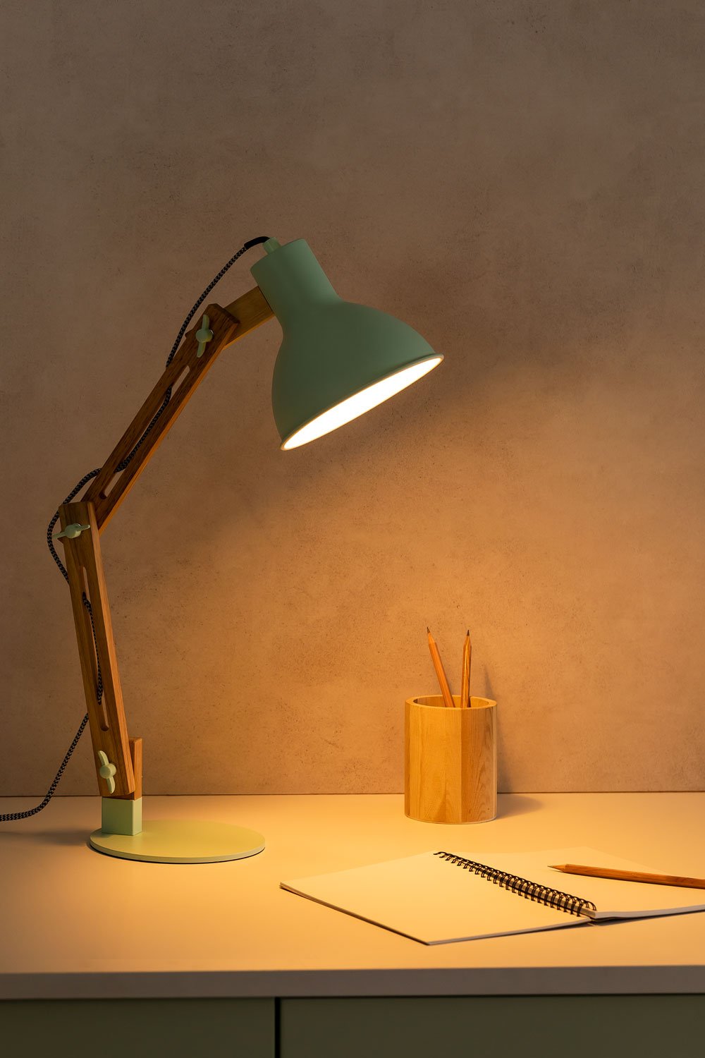 Lampada da tavolo Deyan