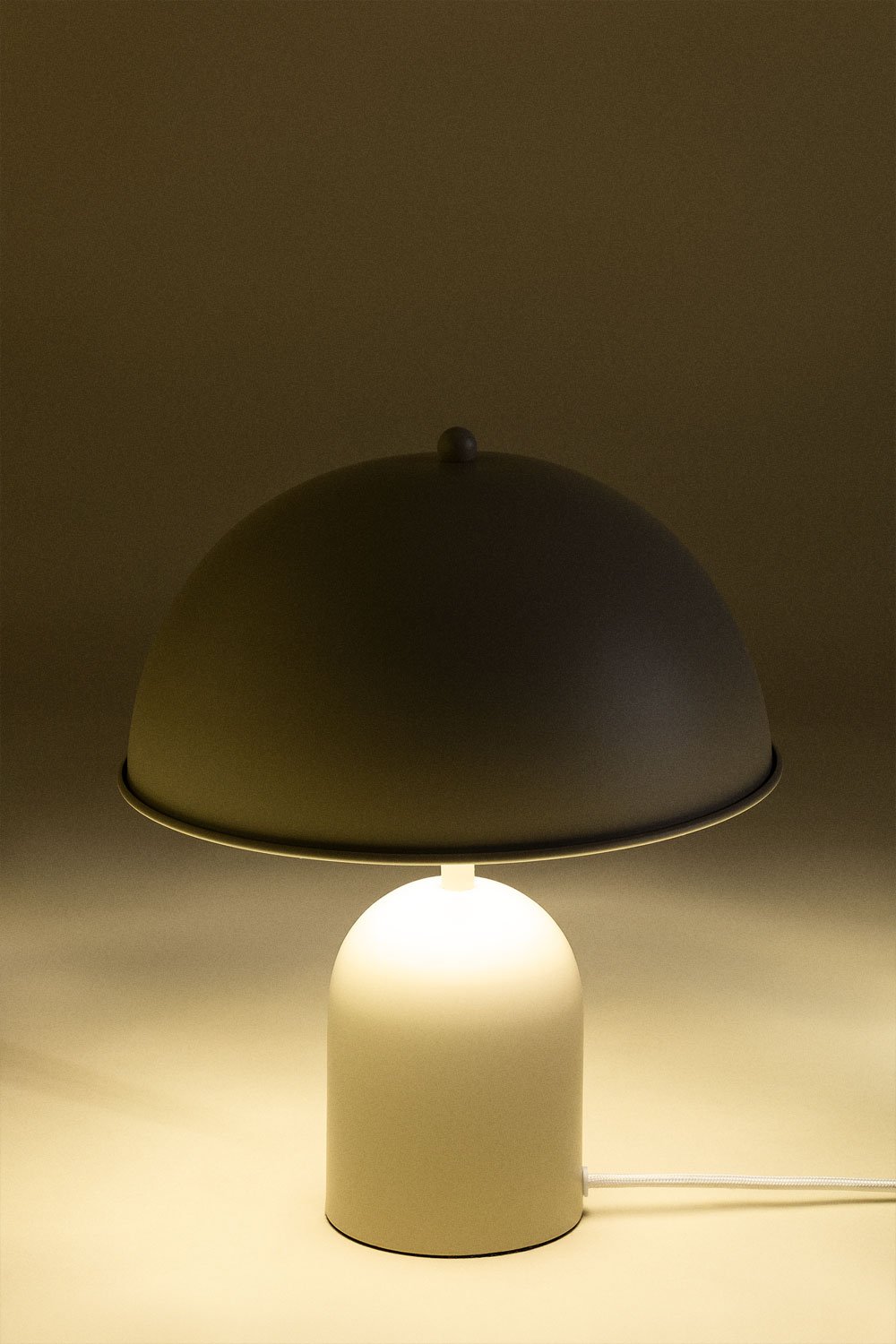 Lampada da tavolo Haile in metallo