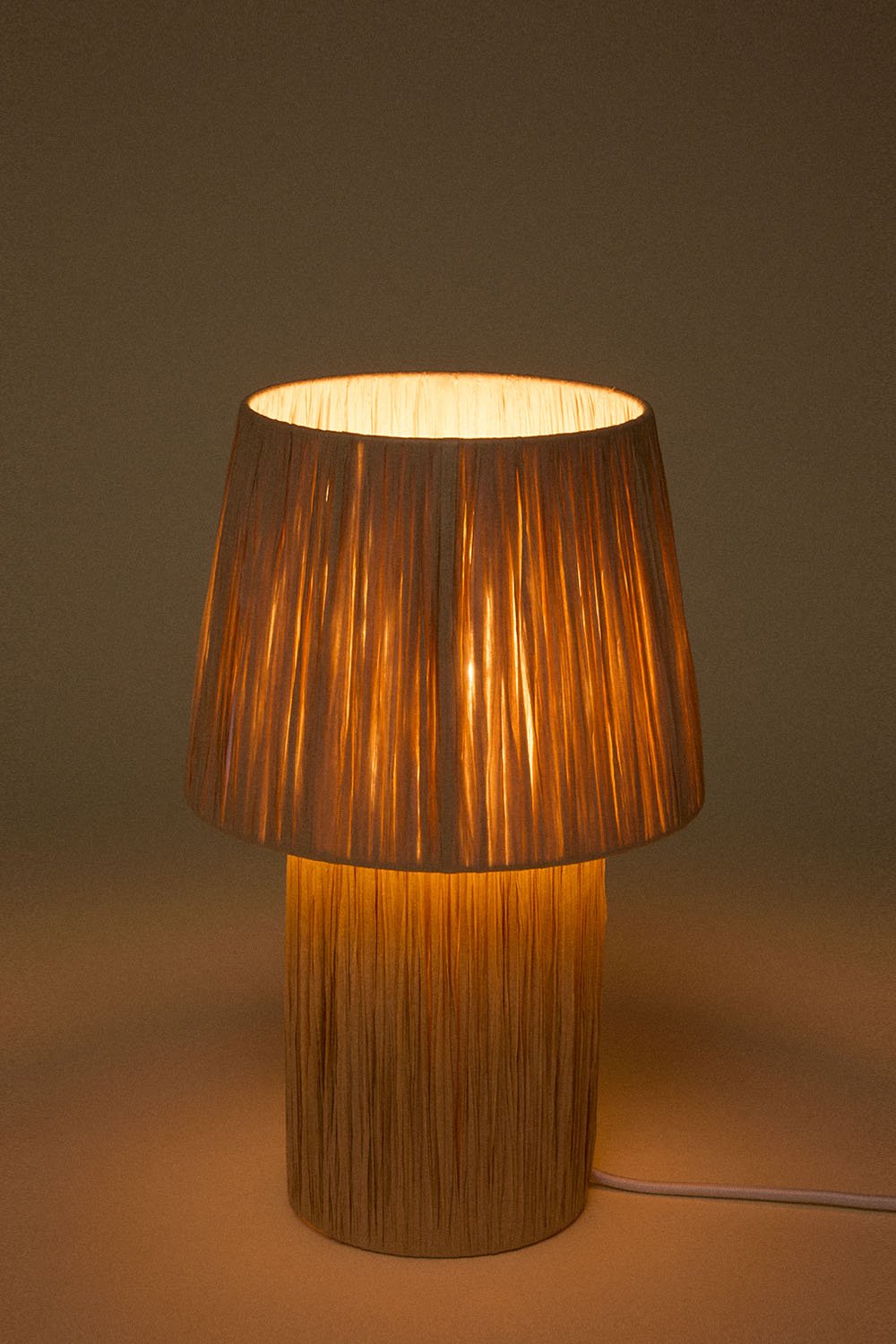 Lampada da tavolo in carta Nironalde