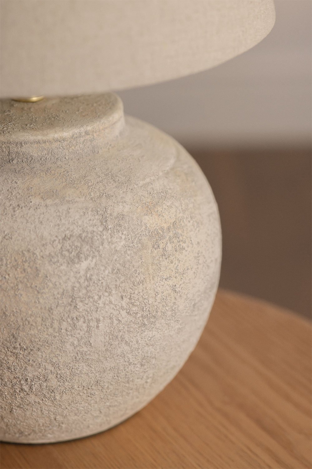 Lampada da tavolo in ceramica e lino Kenaris
