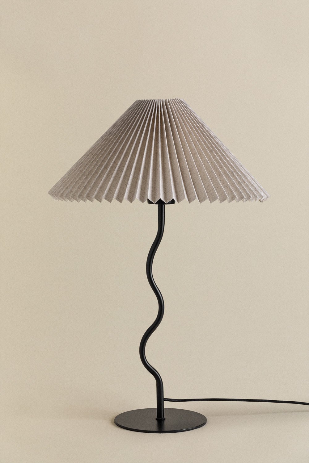 Lampada da tavolo in ferro Siliema