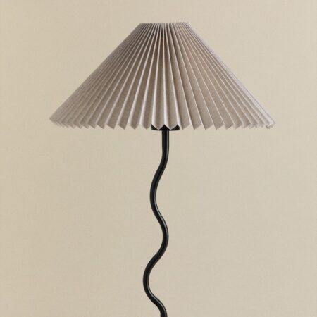 Lampada da tavolo in ferro Siliema