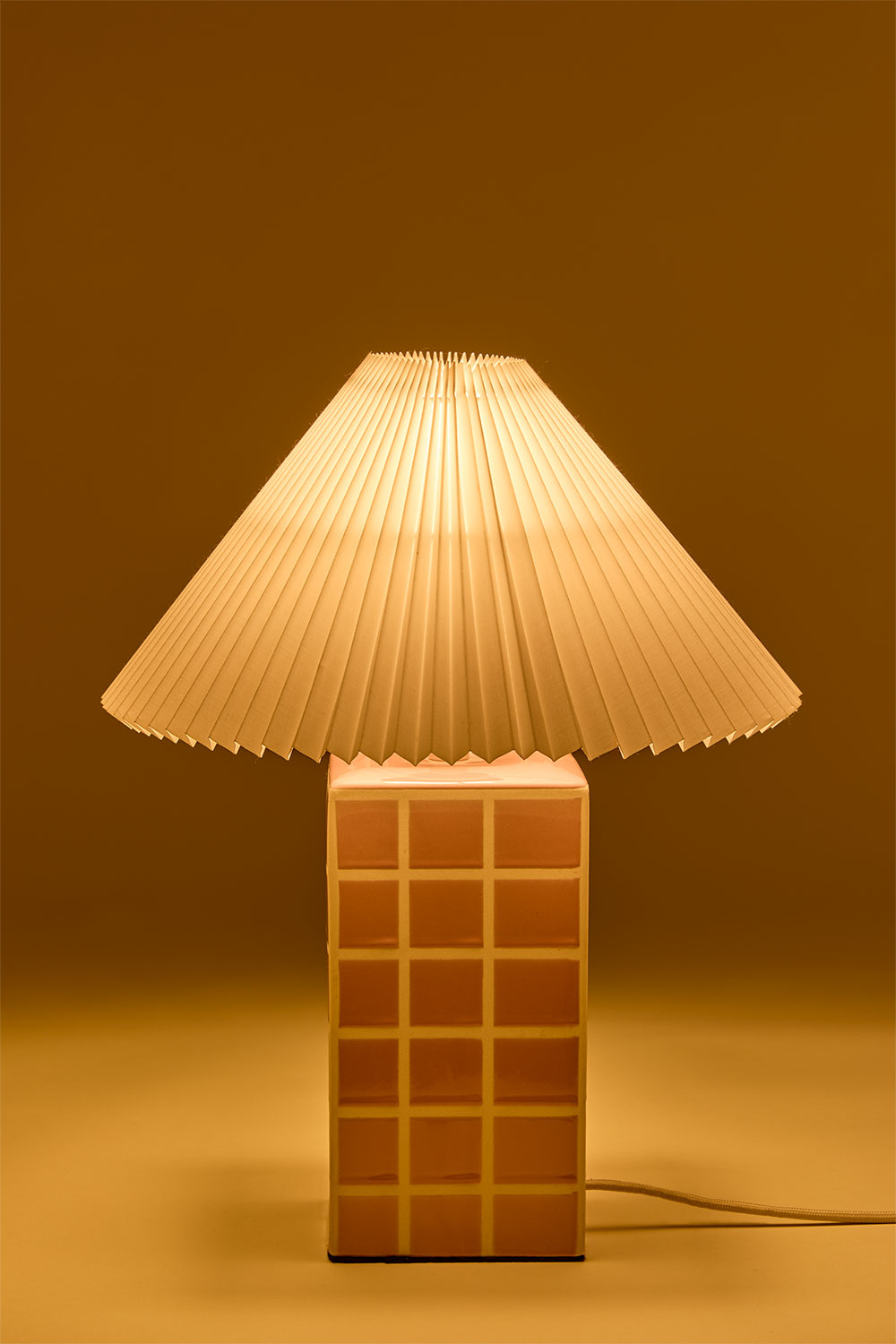Lampada da tavolo in gres e lino Troms