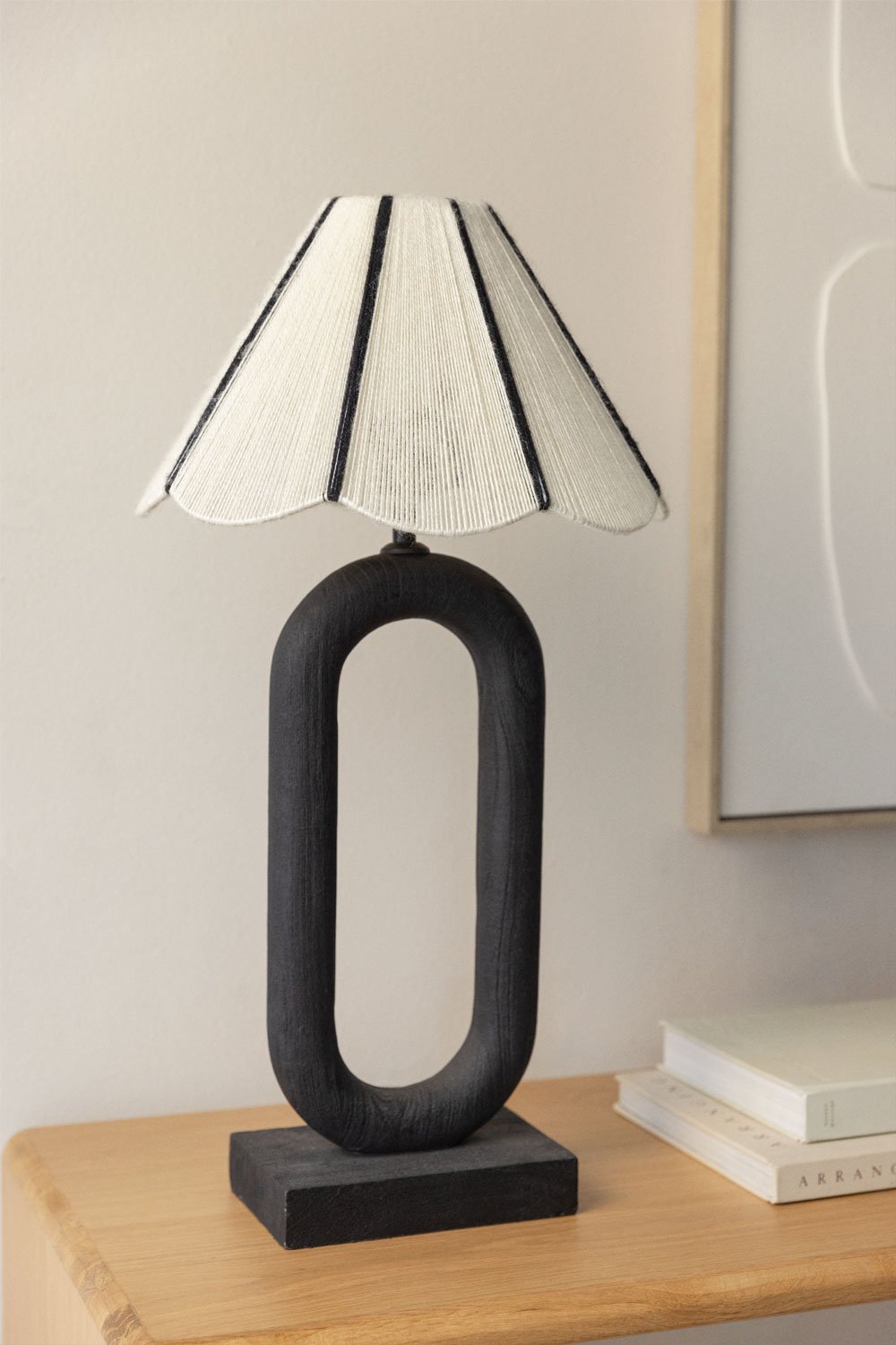 Lampada da tavolo in legno di mango e lana Loucia