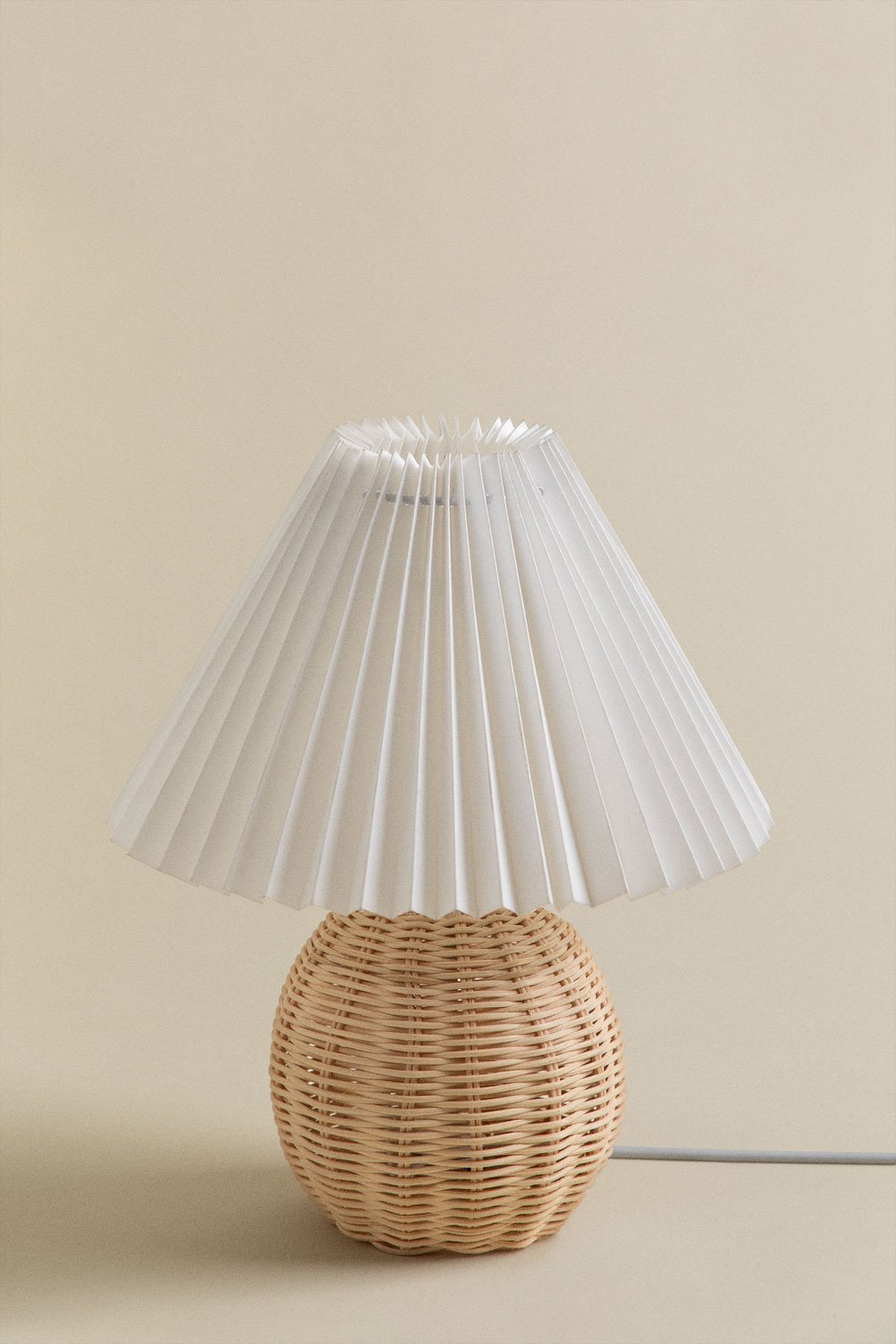 Lampada da tavolo in ratán Oliag