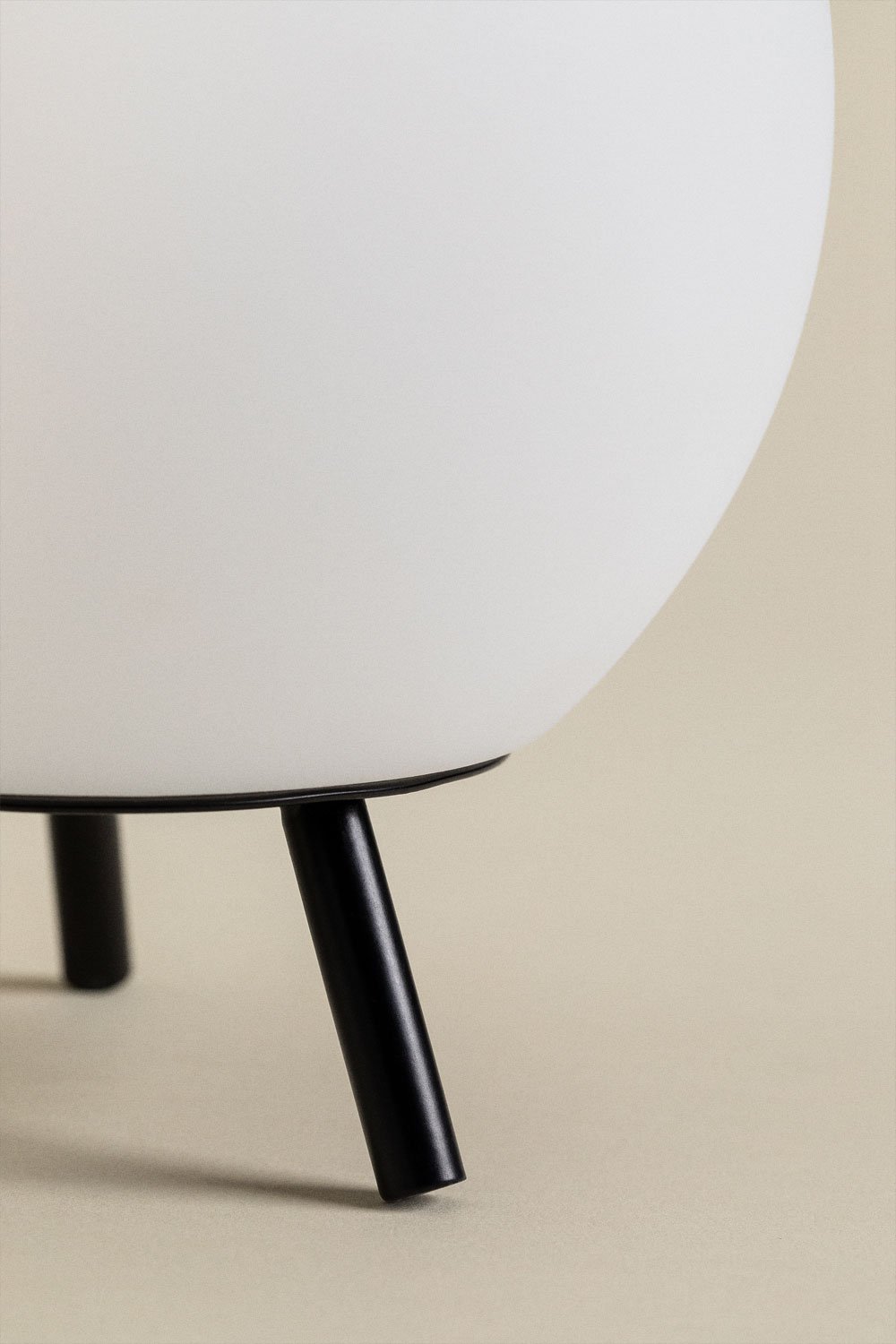 Lampada da tavolo LED senza fili per esterni Cyntia