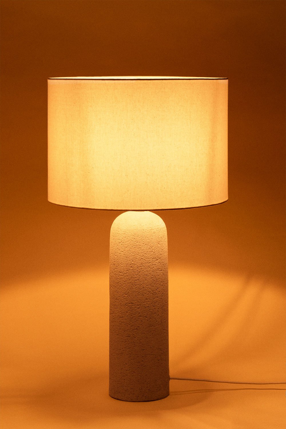 Lampada da tavolo in lino e fibra di vetro Otile
