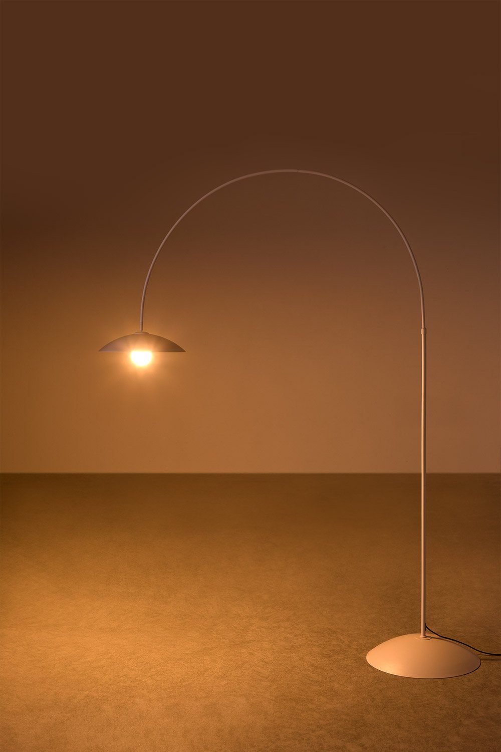 Lampada da terra per esterni in ferro Lomira