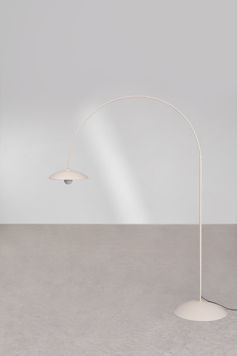Lampada da terra per esterni in ferro Lomira