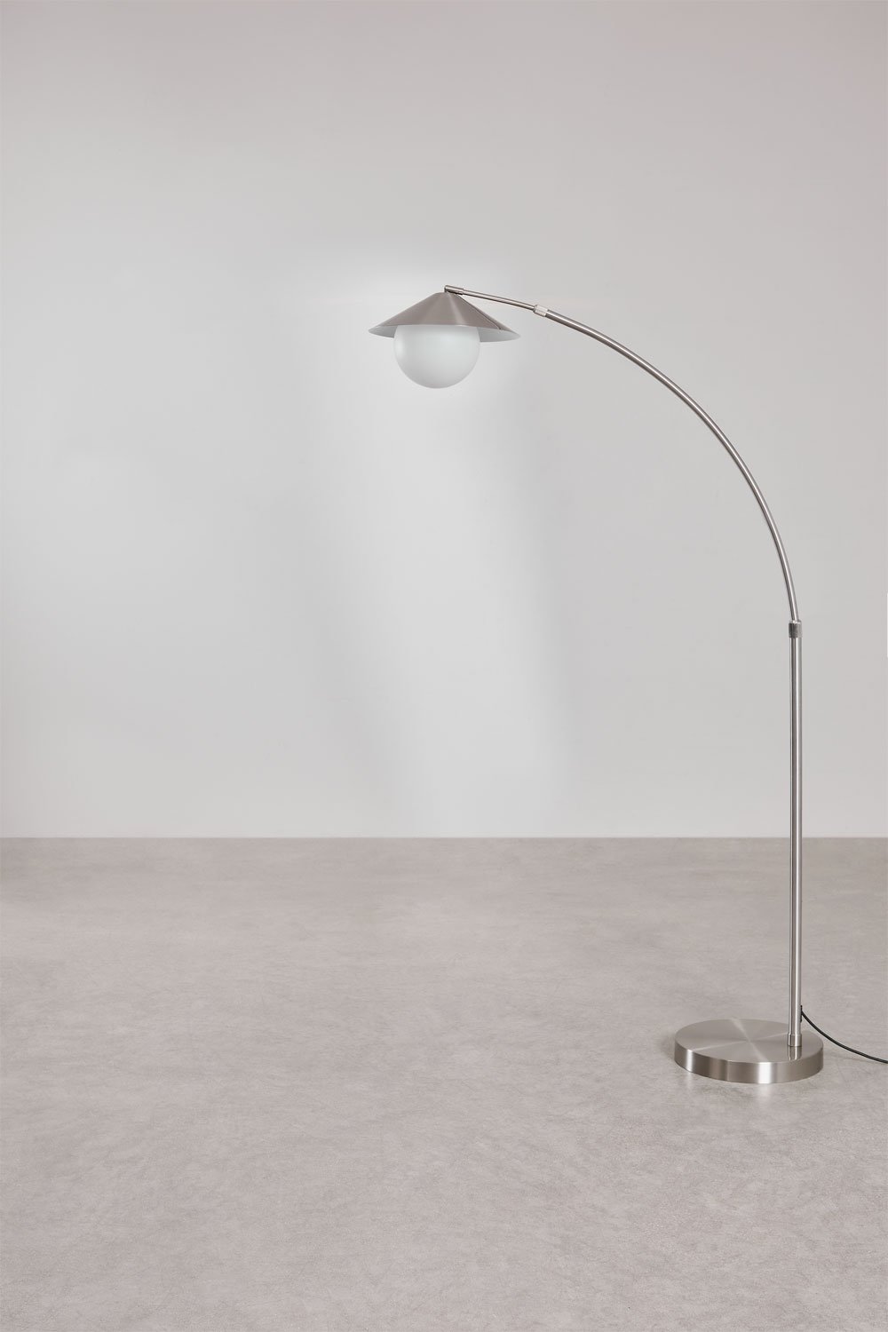 Lampada da terra in ferro Orvina