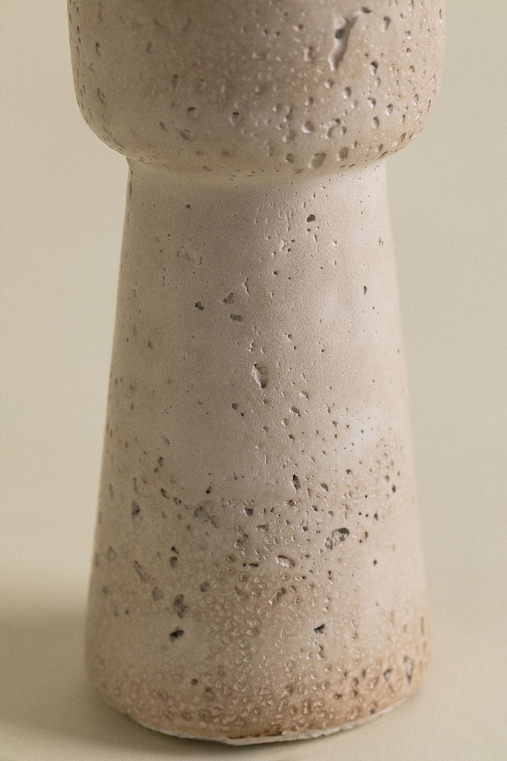 Candelabro in Cemento Brenan