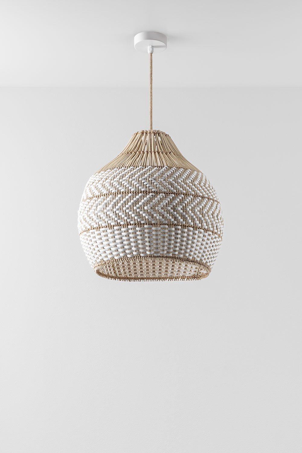 Lampadario in rattan intrecciato Llaury