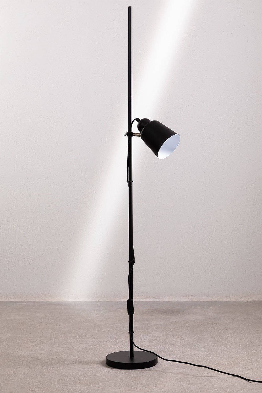 Lampada da terra Charlotte