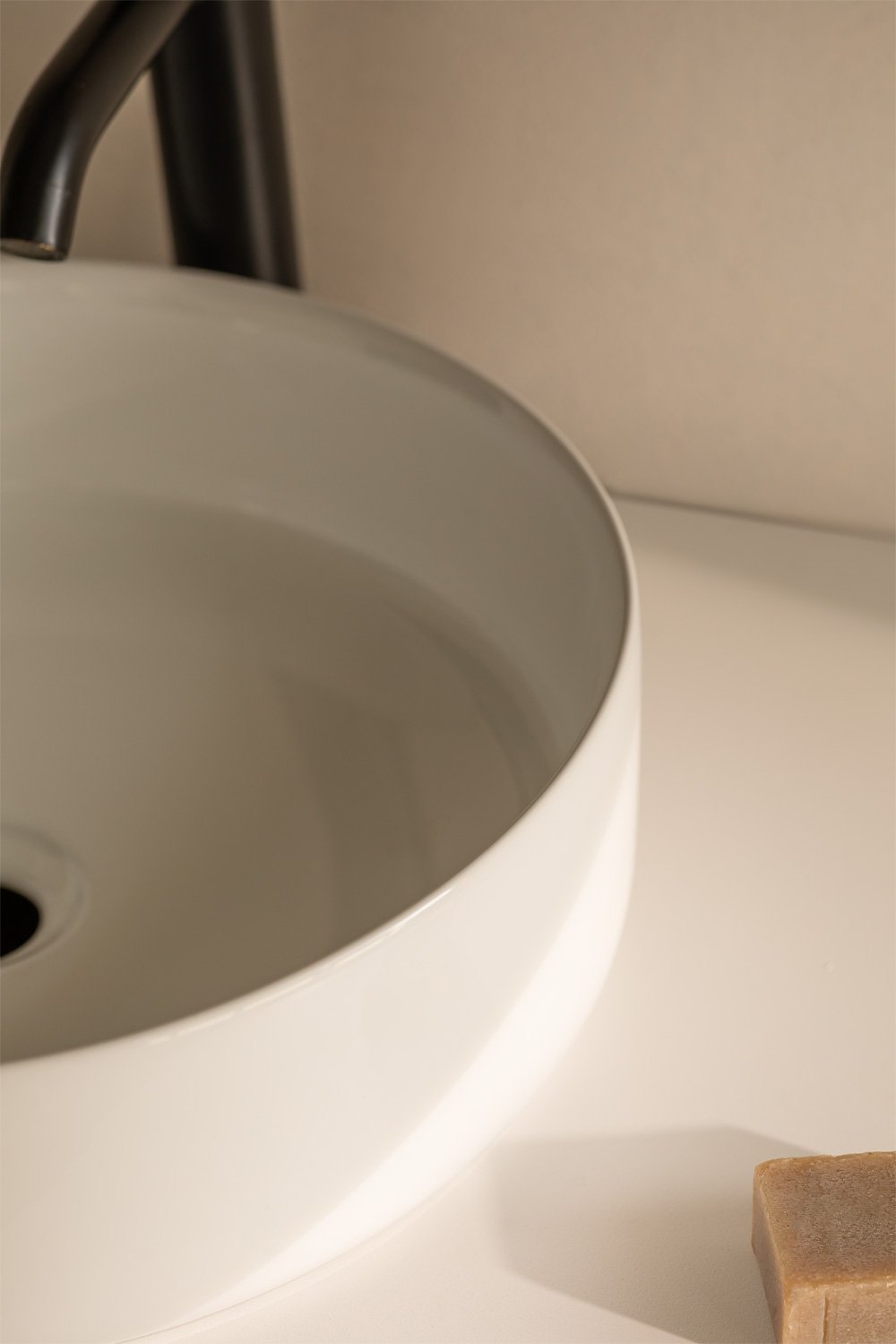 Lavabo in ceramica Lenka