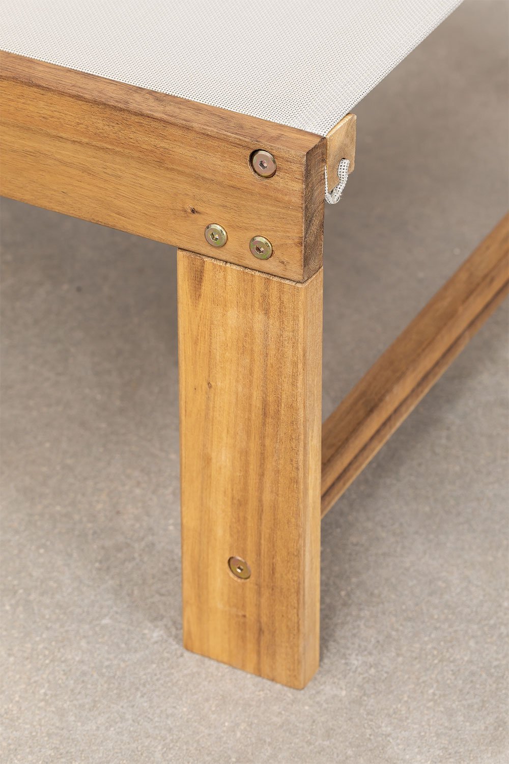 Lettino prendisole reclinabile in legno Valerys