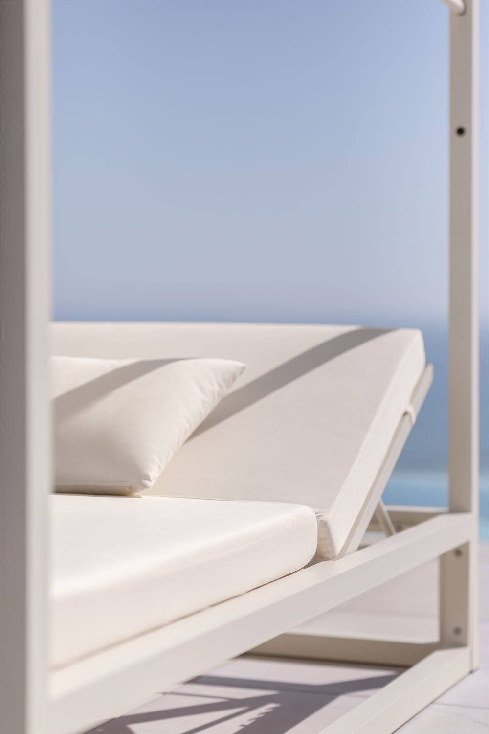 Letto balinese reclinabile in alluminio e tessuto Nasau