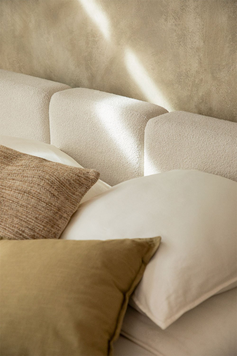 Letto con contenitore in tessuto bouclé Jolcem
