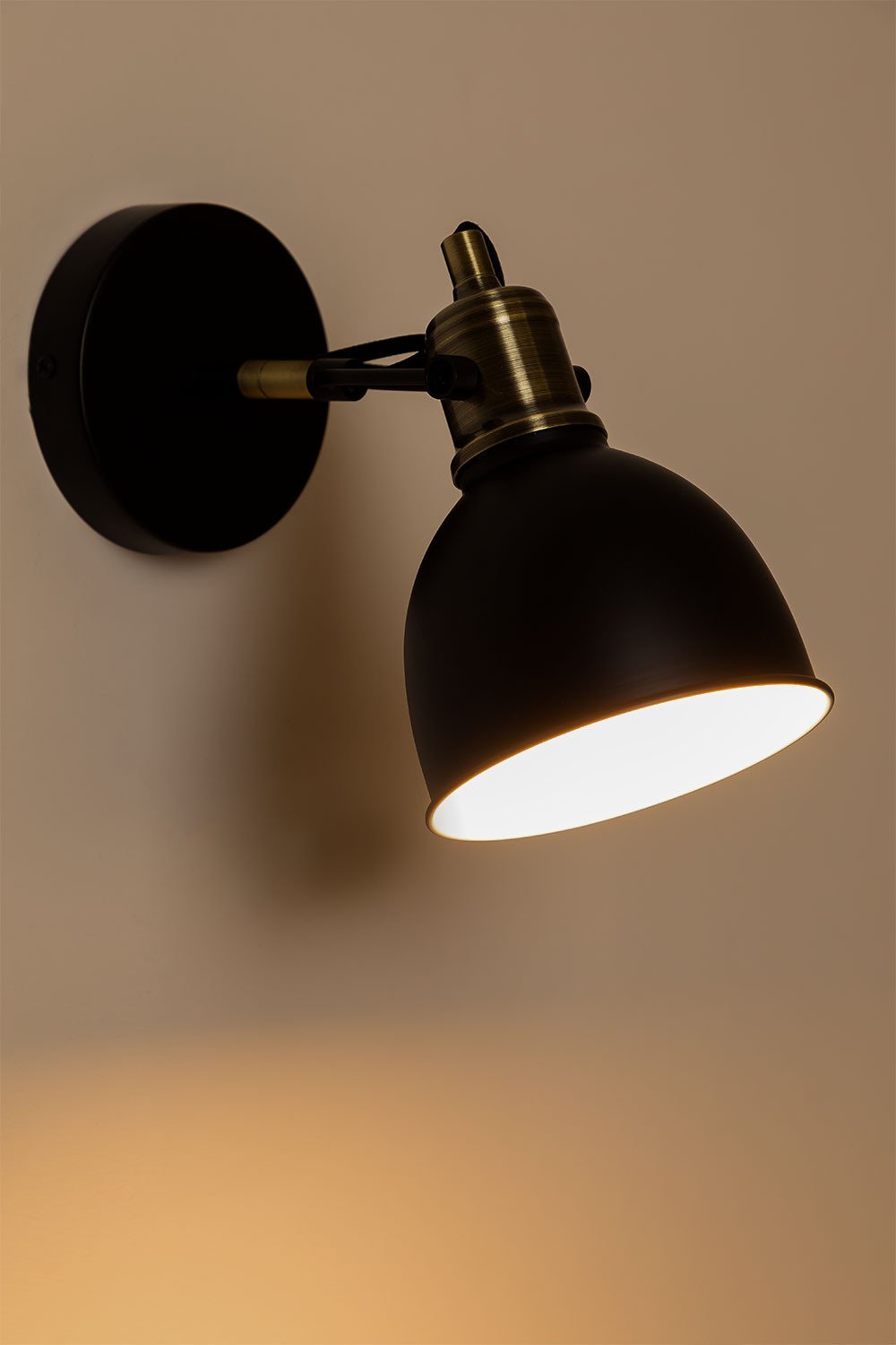 Lampada da parete Louise in metallo